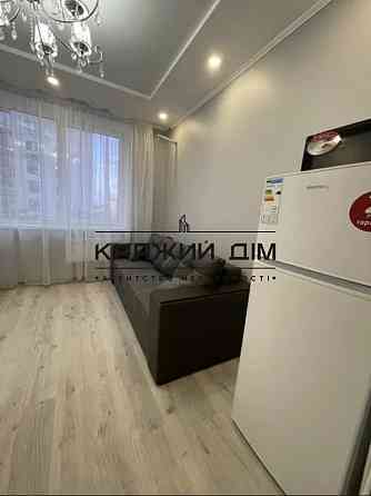 Продаж Квартира 1-кімнатна, 2/3 поверх на вул. Небесної Сотні Київ