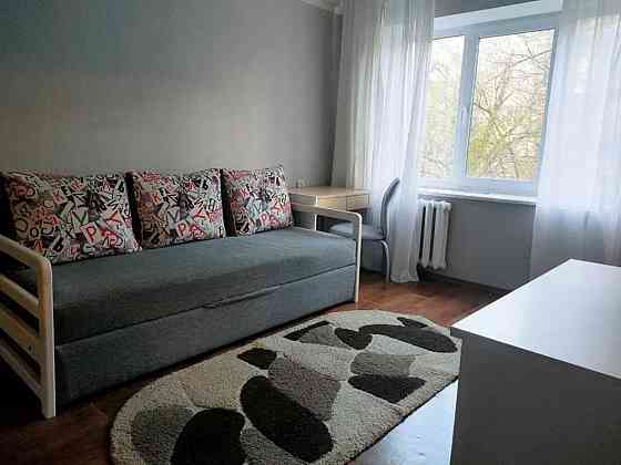 Оренда Квартира 2-кімнатна, 1/5 поверх на проспект Воскресенський, 16в Київ