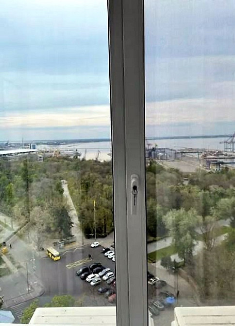 Трехкомнатная квартира с видом на море и парк Шевченко. Odessa - photo 17