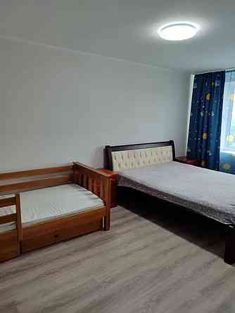 Оренда Квартира 1-кімнатна, 10/16 поверх на Райдужна, 19 Київ