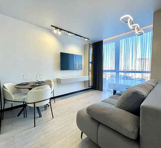 Продаж Квартира 1-кімнатна, 10/25 поверх на Причальна вул., д. 12 Kiev