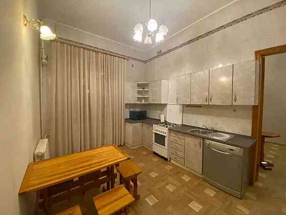 Оренда Квартира 1-кімнатна, 5/6 поверх на ул. Жилянская Київ