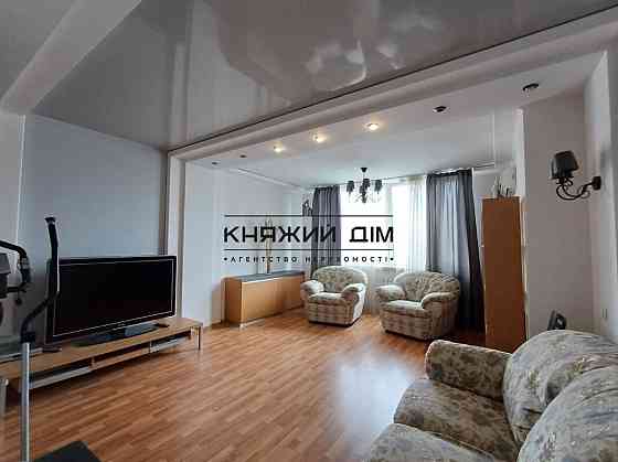 Оренда Квартира 4-кімнатна, 11/36 поверх на Срибнокильская ул. Київ