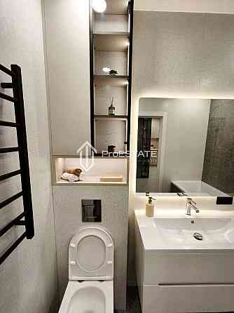 Продаж Квартира 1-кімнатна, 8/20 поверх на вул. Олександра Олеся Kiev