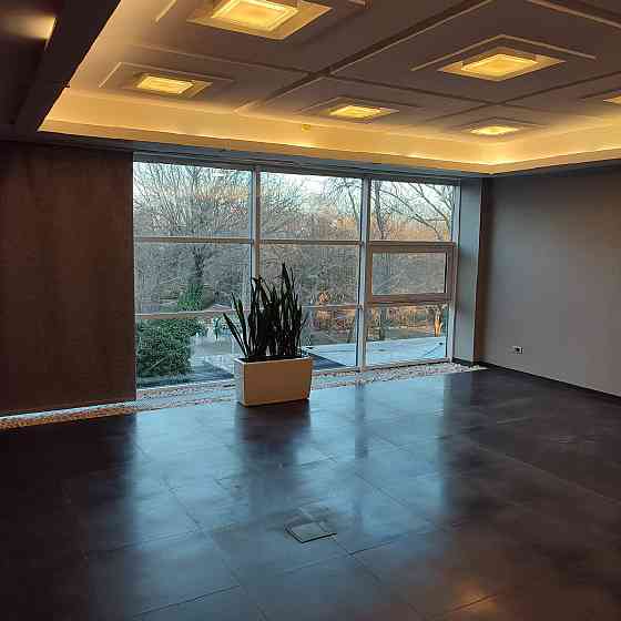 Оренда офісне приміщення на Французский б-р, 54/23 поверх - 3/3 Odessa