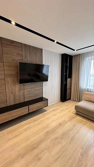 Продаж 2к Квартира 70 кв.м Зелена вул. Львов - изображение 4