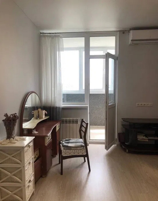 Оренда Квартира 1-кімнатна, 8/27 поверх на Лобачевського, 7 Київ - фото 1