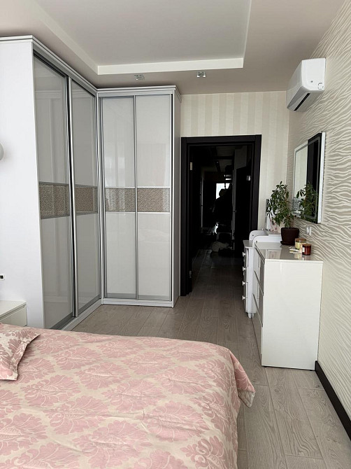 Продаж Квартира 2-кімнатна, 20/25 поверх на Драгоманова вул., д. 2-Б Київ - фото 5