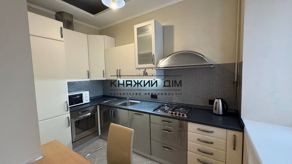 Трикімнатна квартира - 80 кв м - ІСТОРИЧНИЙ БЕЗПЕЧНИЙ ЦЕНТР КИЄВА № 11163726 Київ - фото 6