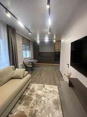 Продаж Квартира 1-кімнатна, 10/21 поверх на Михайла Максимовича вул. (Онуфрія Трутенка), 28к Киев