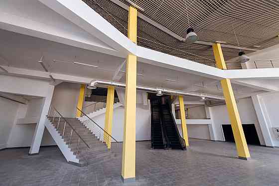 Оренда торгове приміщення на вул. Курбаса Л. поверх - 1/2 Тернополь