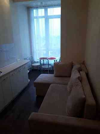 Оренда Квартира 1-кімнатна, 25/30 поверх на ул. Жилянская Киев