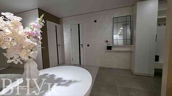 Продаж Квартира 3-кімнатна, 3/12 поверх на вул. Смакули Ternopil'