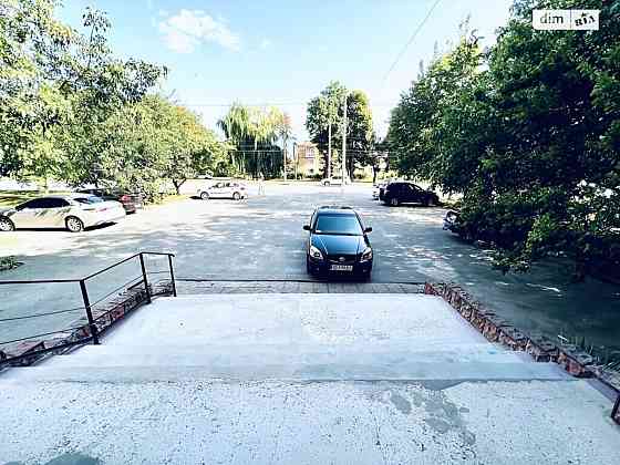 Продаж приміщення вільного призначення на Пирогова, 144 Вінниця