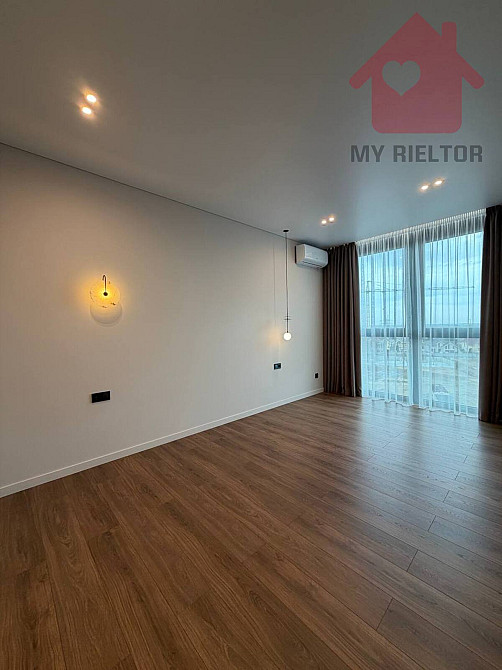 Продаж Квартира 2-кімнатна, 6/9 поверх на Легоцького Ужгород - изображение 8