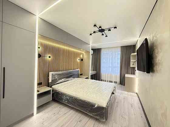 Продаж Квартира 2-кімнатна, 4/10 поверх на Семейная, 5 Дніпро