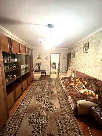 Продаж Квартира 2-кімнатна, 3/5 поверх на вул. Тракторобудівників Kharkiv