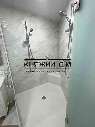 Оренда Квартира 3-кімнатна, 14/25 поверх на Ломоносова ул./Юлії Здановської Киев