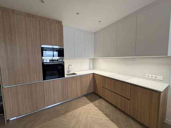 Продаж Квартира 2-кімнатна, 10/25 поверх на Князя Романа Мстиславича вул., д. 22 Київ