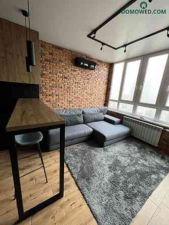 Оренда Квартира 1-кімнатна, 17/25 поверх на Шолуденко ул., 1в Київ