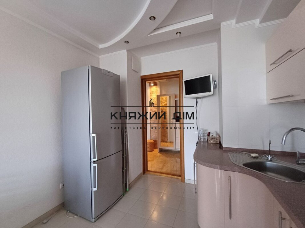 Оренда Квартира 4-кімнатна, 11/36 поверх на Срибнокильская ул. Київ - фото 4