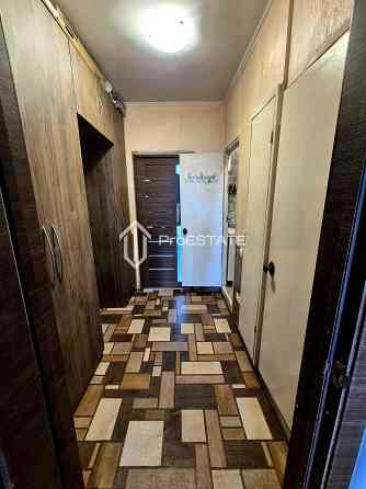 Продаж Квартира 3-кімнатна, 9/10 поверх на вул. Милославская Киев