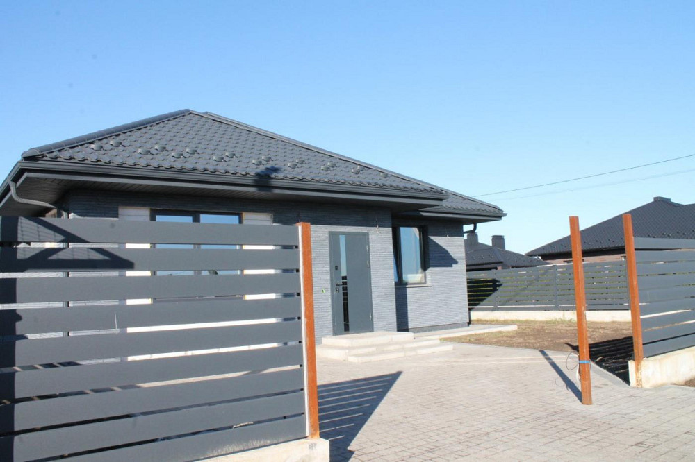 Продаж 1-поверховий Будинок  130 кв.м 3 кімн. на Абрикосова вул. Обарів - фото 1