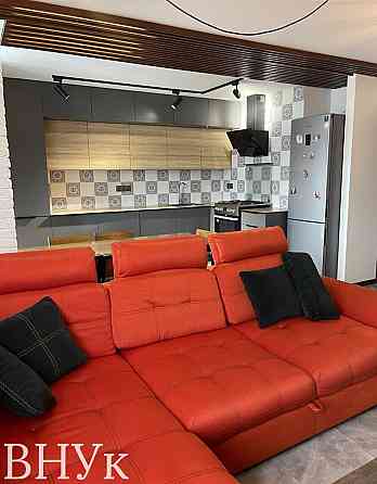 Продаж Квартира 3-кімнатна, 10/10 поверх на Тролейбусна Тернопіль