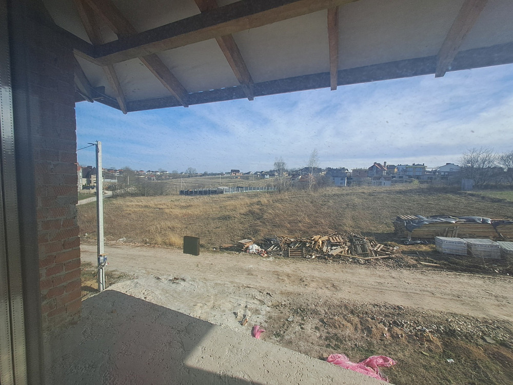 Продаж 2-поверховий  з ділянкою 5 сот 190 кв.м  на Камінна вул. Байківці - фото 18