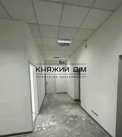 Продаж офісне приміщення на Григоренко Петра просп. поверх - 1/17 Київ