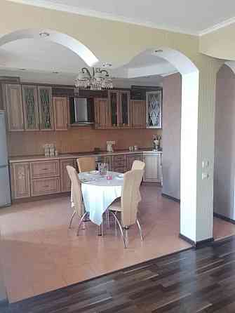 Оренда Квартира 2-кімнатна, 12/22 поверх на Драгоманова, 6а Київ