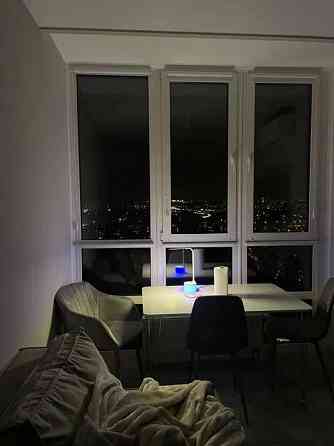 Оренда Квартира 2-кімнатна, 21/21 поверх на ул. Сормовская Київ