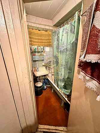 Продаж 2к квартири на Воскресенці, Дніпровський район Київ