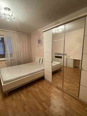 Оренда Квартира 3-кімнатна, 7/10 поверх на ул. Вишняковская, 8 Київ