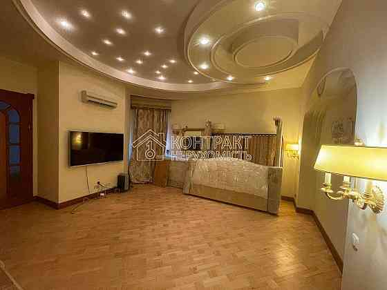 Продаж Квартира 4-кімнатна, 4/6 поверх на вул. Пушкінський в'їзд Kharkiv