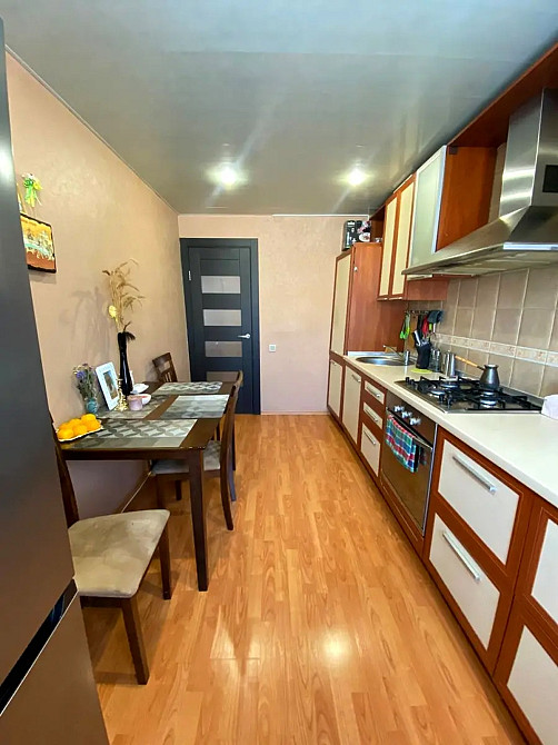 Продаж Квартира 3-кімнатна, 10/10 поверх на Усенко ул., 7 Дніпро - фото 14