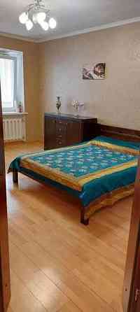 Оренда Квартира 2-кімнатна, 16/15 поверх на ул. Миропольская, 39 Киев