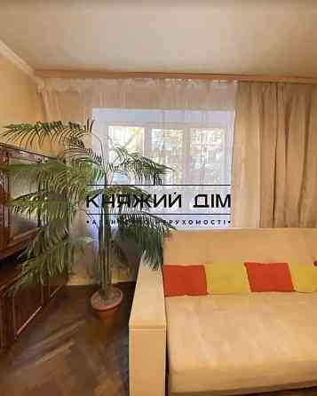 Продаж 2 кімнатна квартира м. Золоті ворота КОД 21146872 Київ