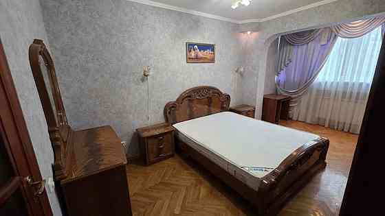 Оренда Квартира 2-кімнатна, 4/10 поверх на Кікабідзе, 3 Київ