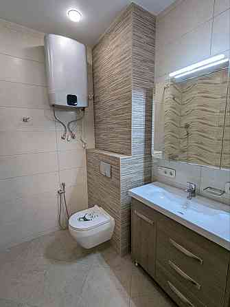 Продаж Квартира 3-кімнатна, 20/24 поверх на Ахматової Анни вул., д. 30 Kiev