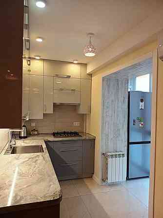 Продаж Квартира 3-кімнатна, 3/9 поверх на Артилерійський вул., д. 5-А Киев