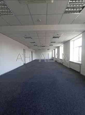 Оренда офісне приміщення на Миколи Міхновського бул. приміщень - 9, поверх - 3/8 Київ