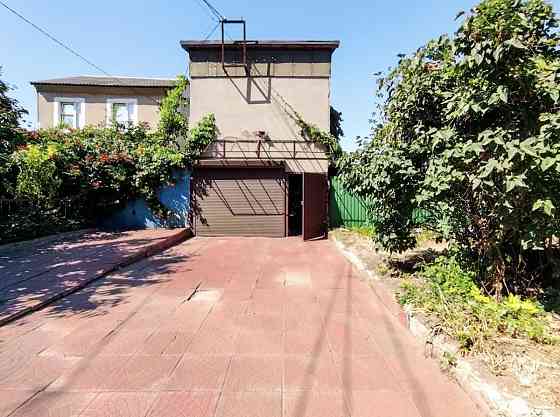 Продам 1 поверх в двоповерховому будинку на Вузовському Odessa