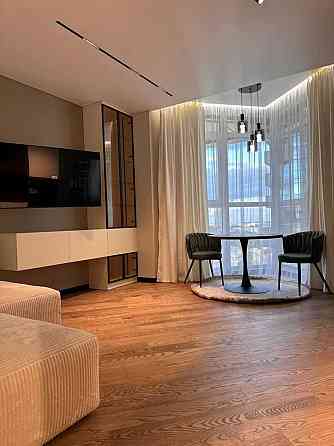 Продаж Квартира 1-кімнатна, 24/30 поверх на Андрія Верхогляда вул., д. 14А Київ