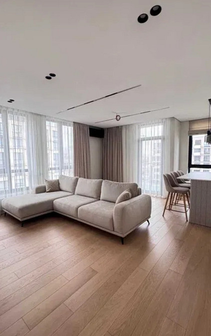 2 кімнатна квартира, ЖК Файна Таун, вул. Салютна, , Нивки, Шевченківський район Киев - изображение 1