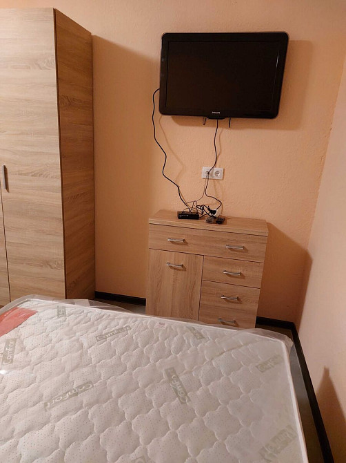 Оренда Квартира 1-кімнатна, 2/3 поверх на Радужная ул., 22 Киев - изображение 1