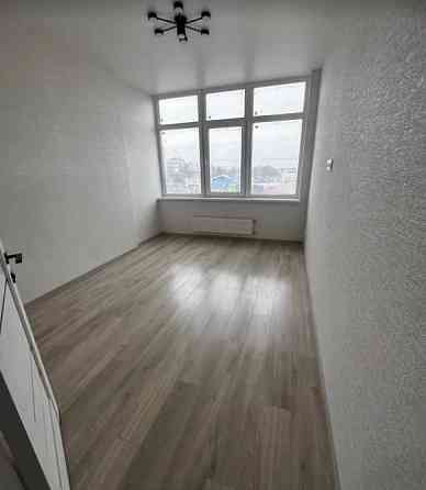 Продаж Квартира 3-кімнатна на ул. Жемчужная, 5б Лиманка