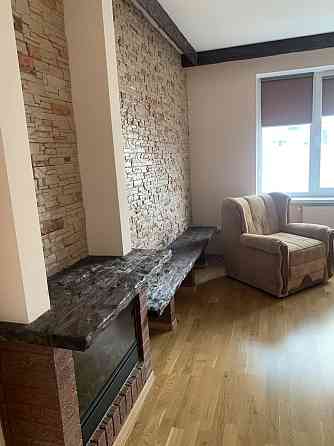 Продаж Квартира 3-кімнатна, 6/7 поверх на Хмельницького Б. вул., 51 Ивано-Франковск