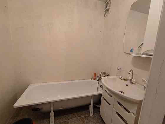 Продаж Квартира 2-кімнатна, 23/25 поверх на Милославська вул., д. 4а Kiev