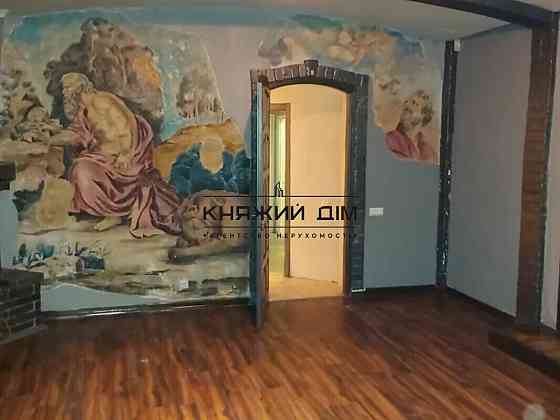 Продаж офісне приміщення на Десятинная ул. Киев